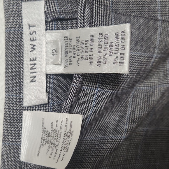 Nine West Black,White, Blue Houndstooth Plaid Skirt Size 12 - Picture 4 of 5